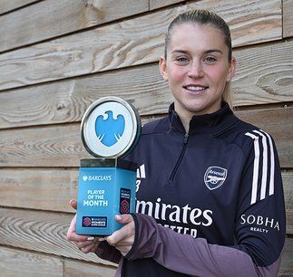 Alessia Russo wins WSL Player of the Month