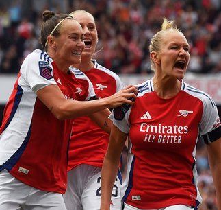 35,000 tickets sold for WSL derby against Spurs