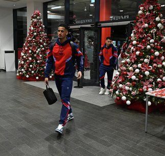 Watch Player Arrival | Aston Villa, Dinamo Zagreb